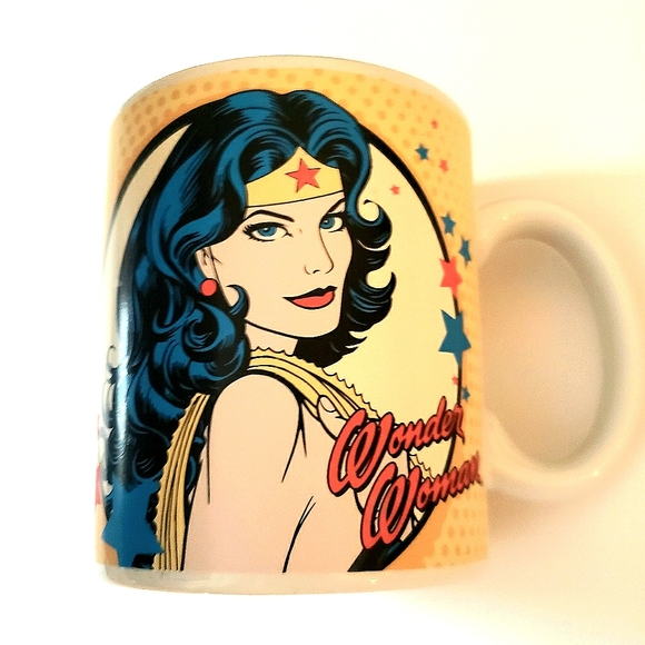 Wonder woman mug - Picture 3 of 5